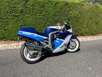 Suzuki GSX-R 750 R