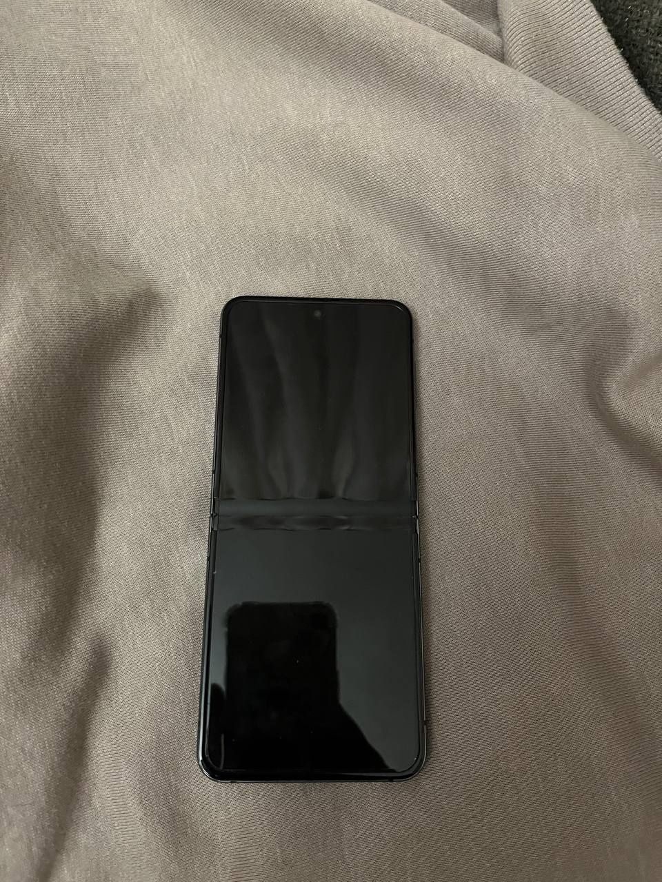 Смартфон Samsung Flip 5