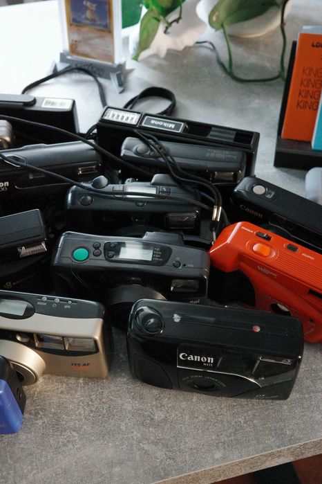 32 analogowe aparaty – na części, Leica Z2X, Ricoh, Canon, Nikon
