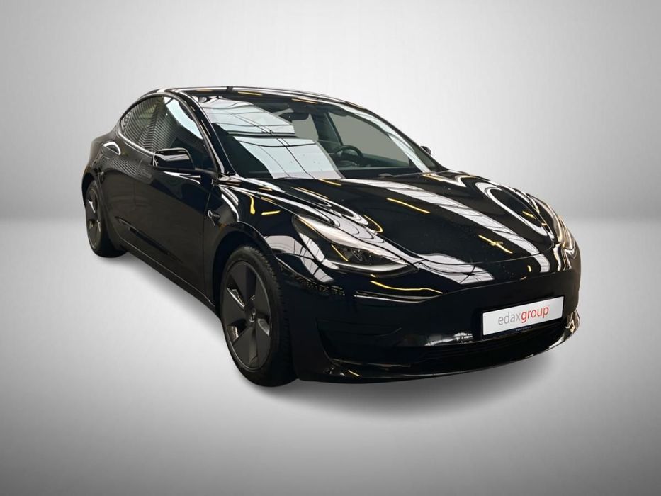 Tesla Model 3 Standard Range Plus RWD