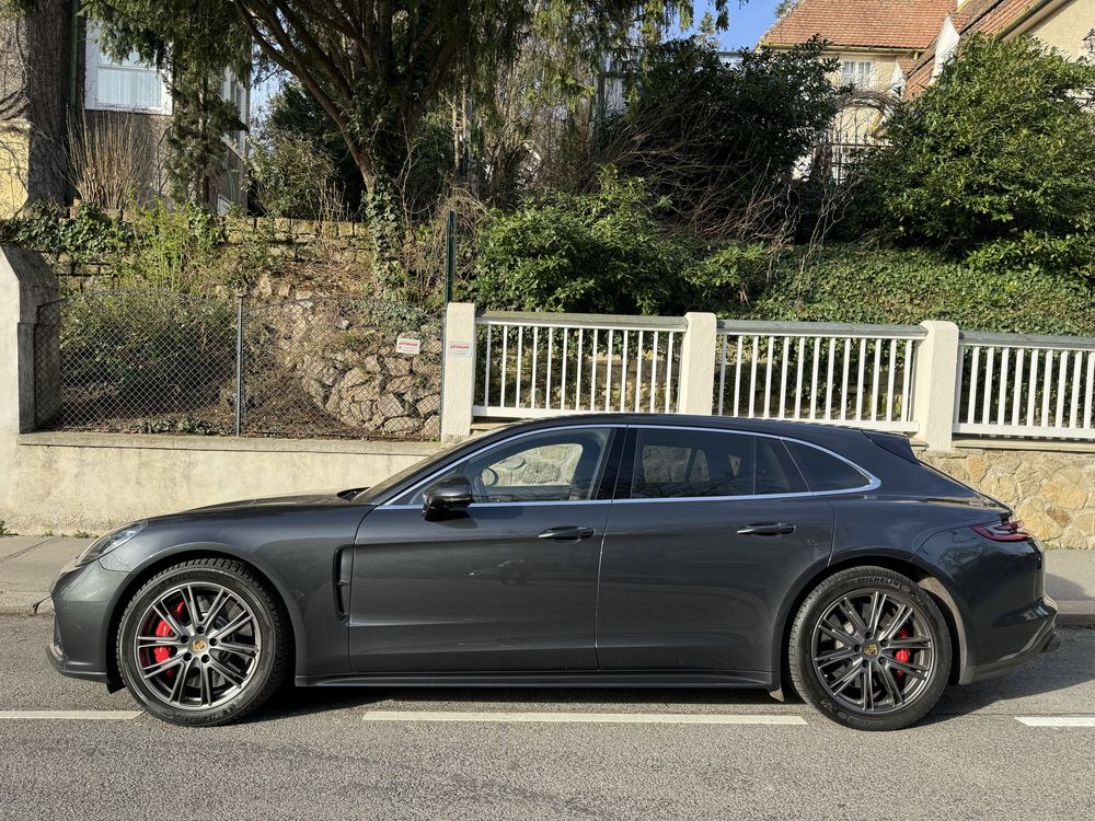 Porsche Panamera Turbo