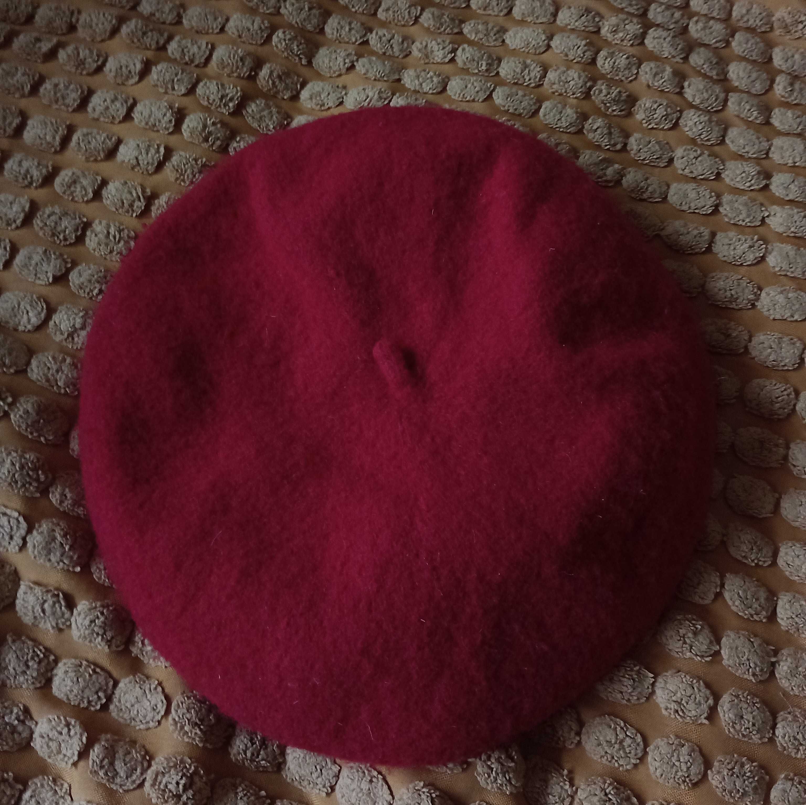 Czerwony beret^^