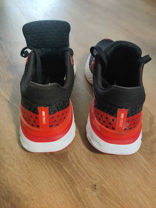 Ténis Nike React Infinity Run Flyknit tamanho 40