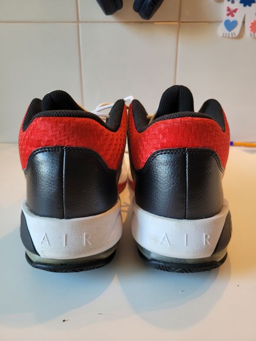 Nike Air Jordan Max Aura 3 White Fire Red