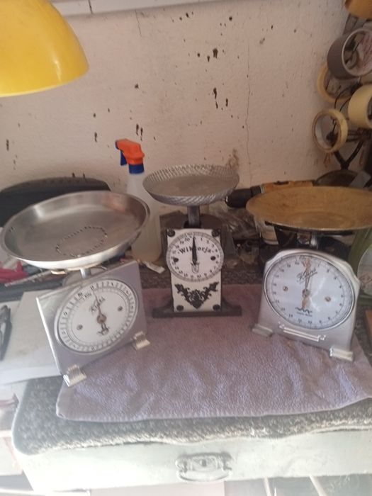 Waga stołowa sprężynowa