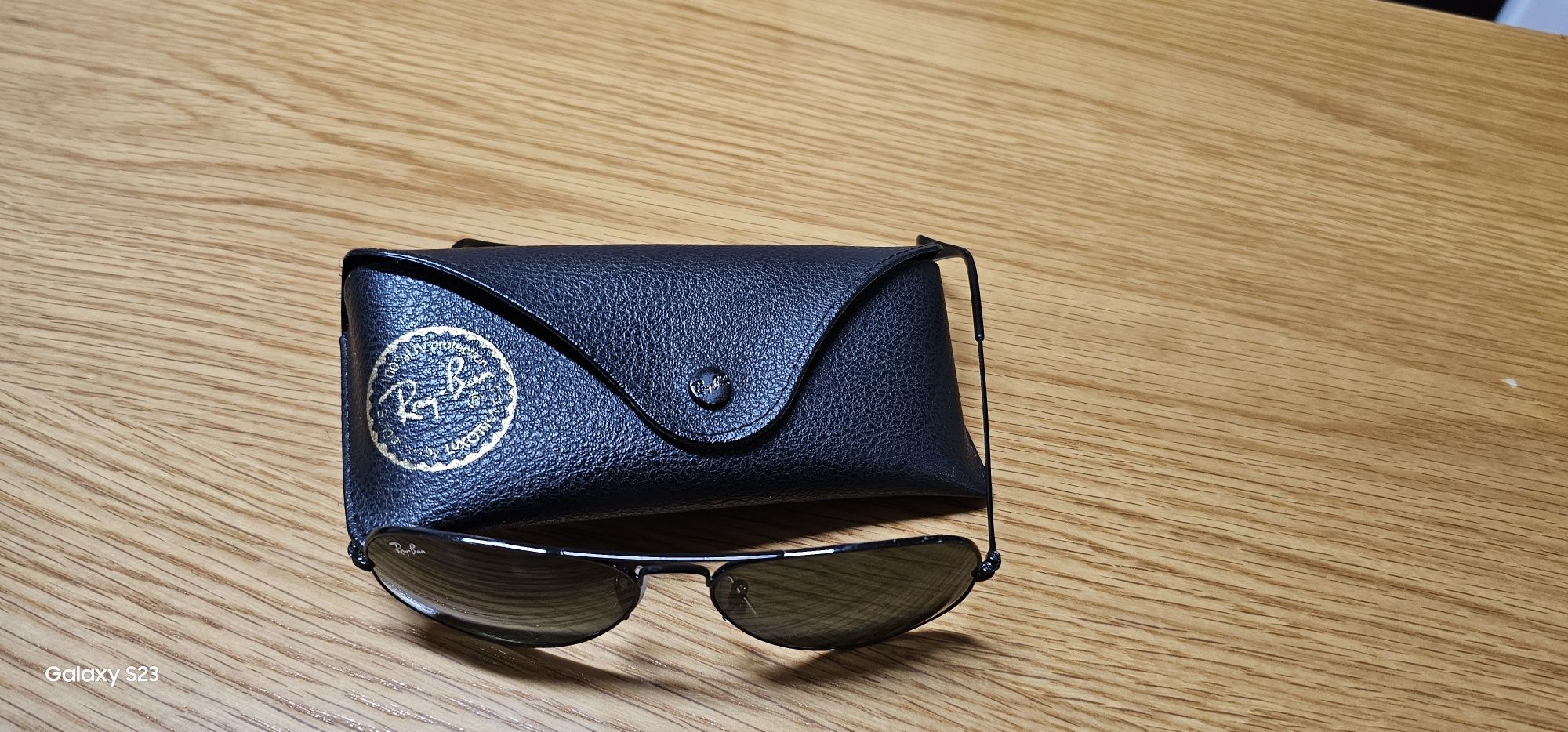 Óculos sol RAY.BAN originais, com caixa.