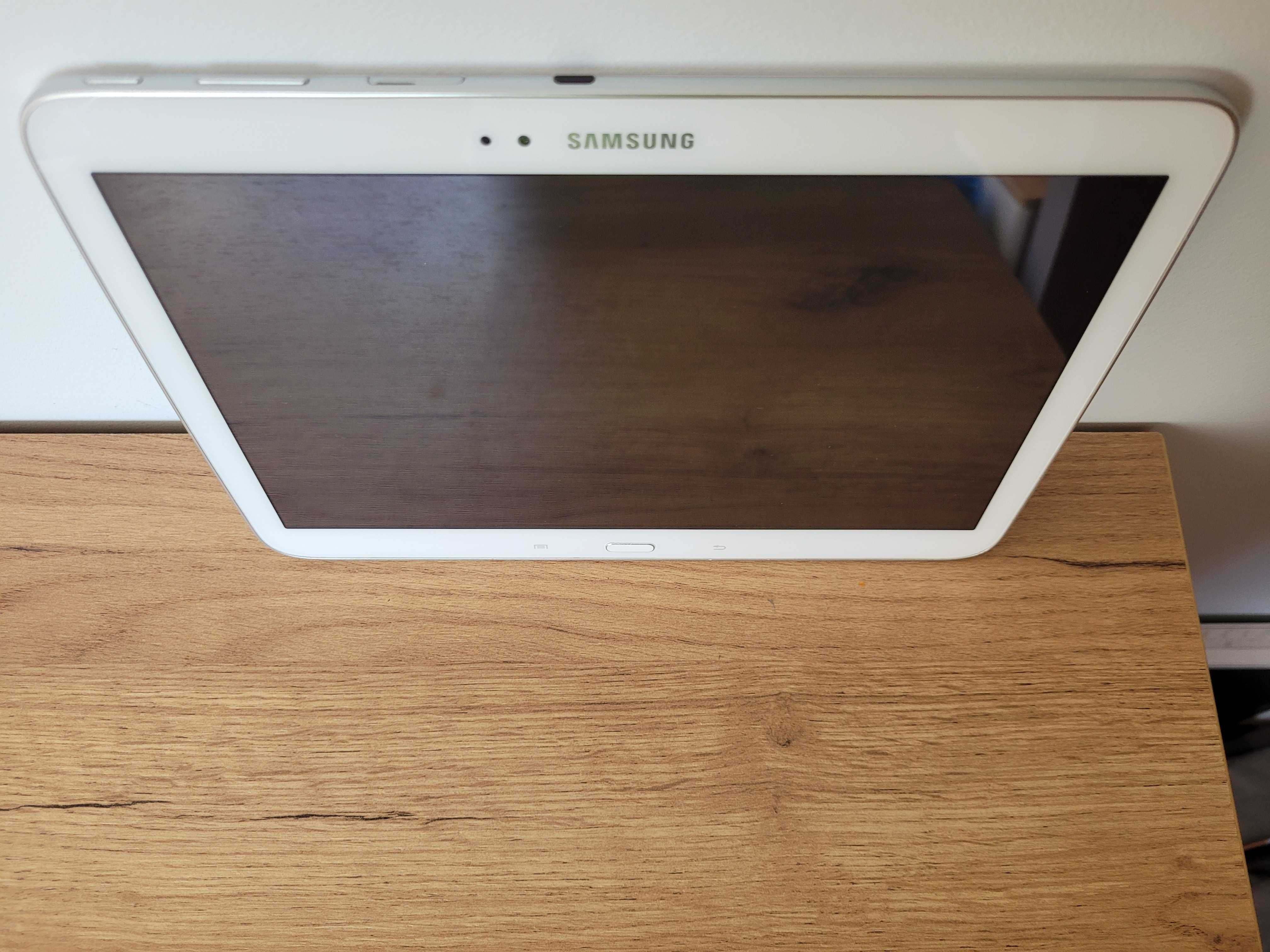 Tablet         Samsung