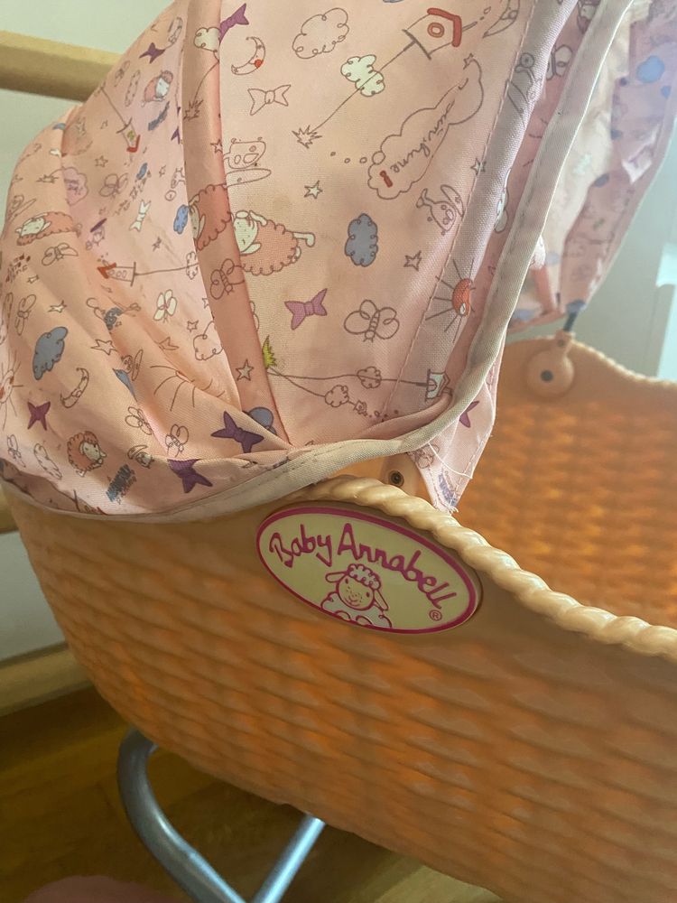 Wózek Baby Annabell dla lalek głęboki alla wiklinowy plastikowy