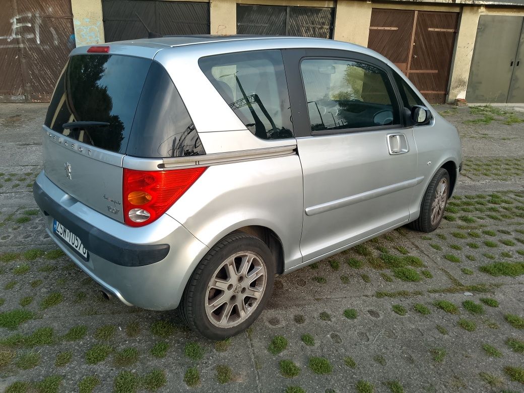 Peugeot 1007(automat)2005rok