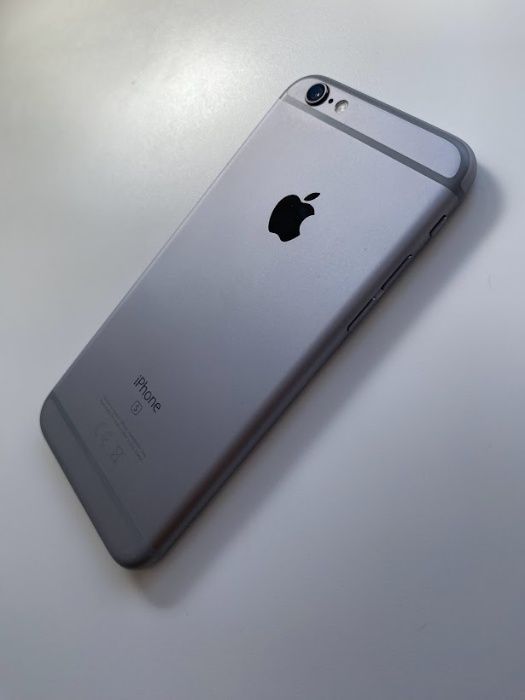 Iphone 6s Space Gray 32GB + Capas + Fones sem fio