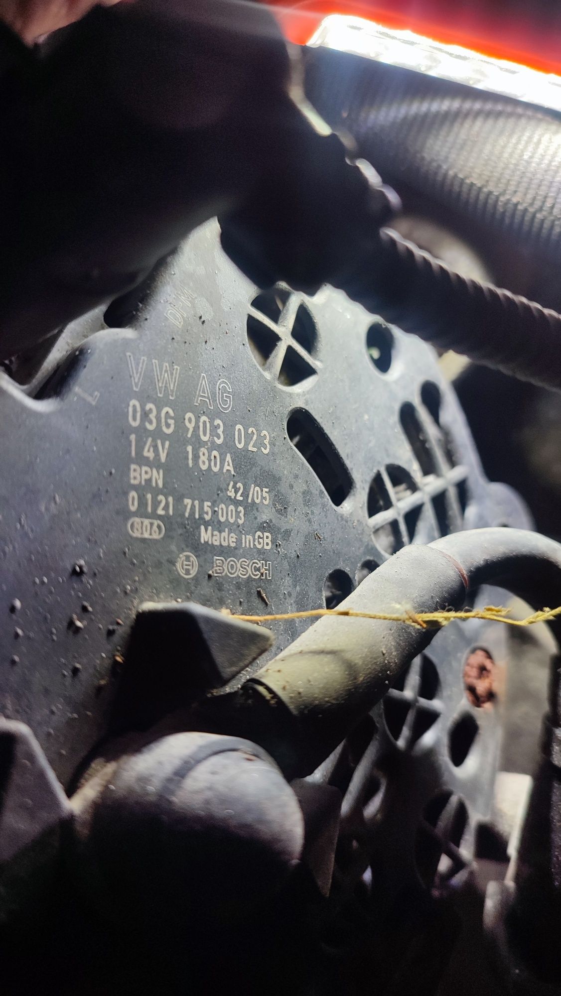 Alternator 180 AH VW Golf 5.Touran.Caddy.Passat b7. 03G.903.023
