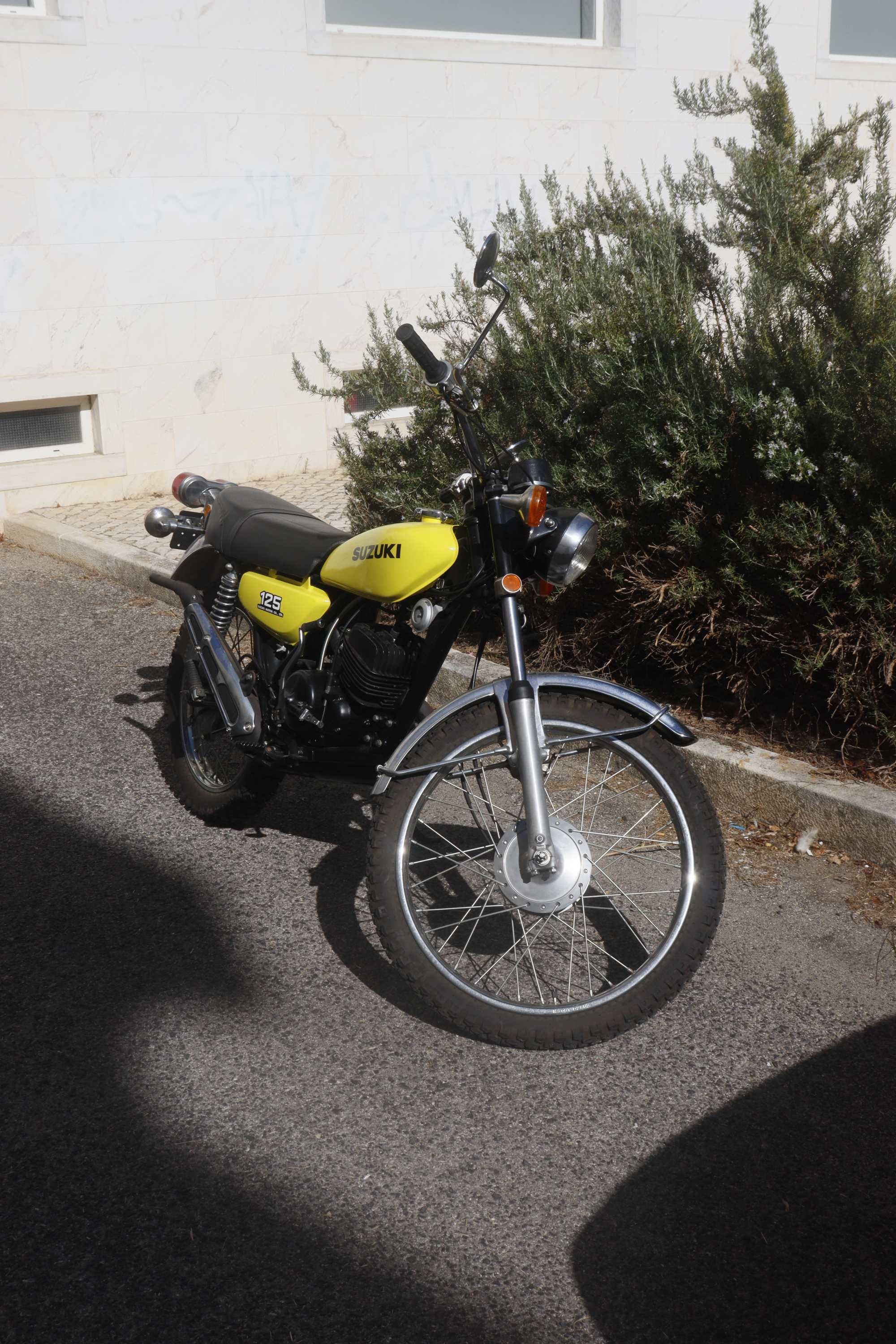 Suzuki TS 125CC Semi-nova