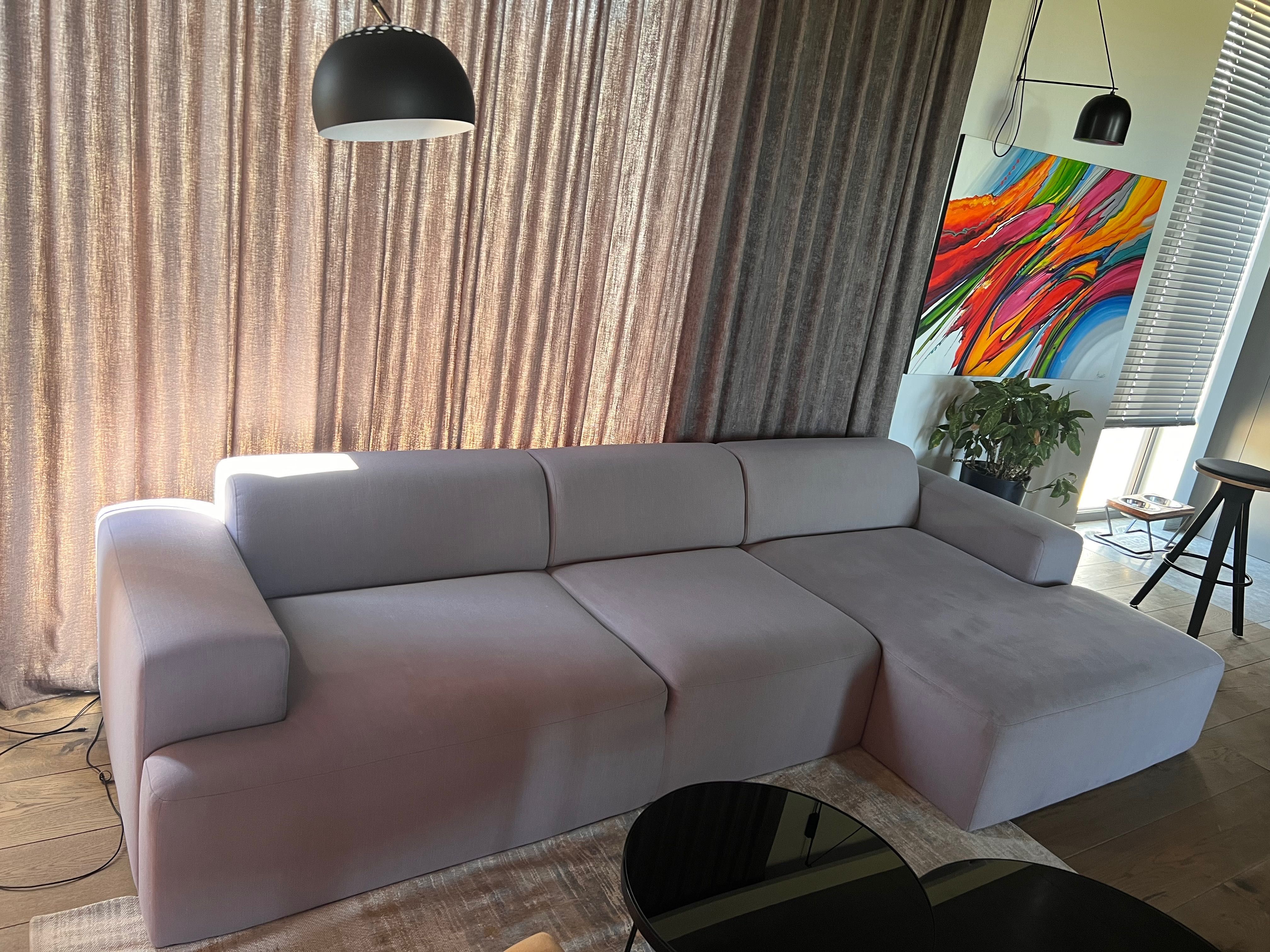 Sofa narożna Westwing Melva, szara, loft, industrial
