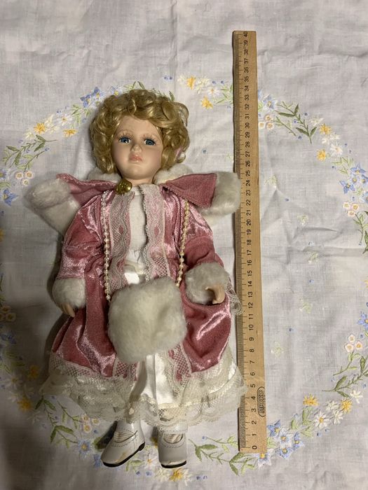 Фарфоровые куклы одним лотом