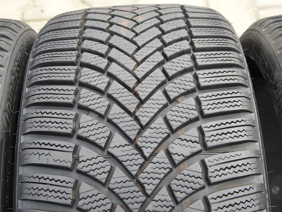 4x Bridgestone Blizzak LM005 AO 225/40r18 92V 23/20rok
