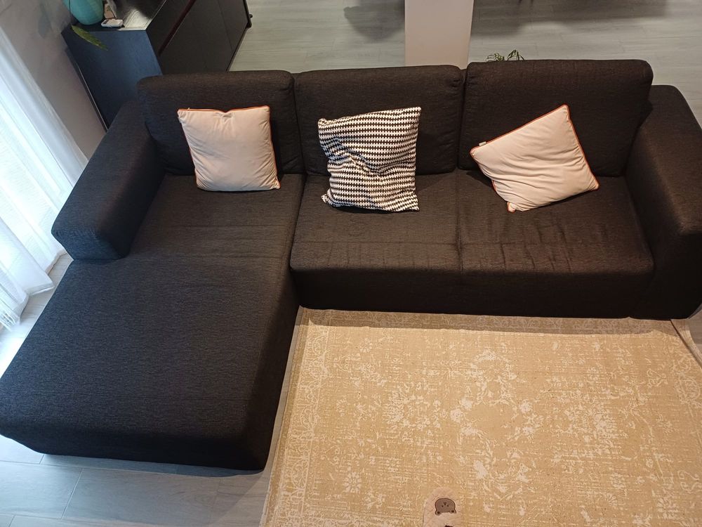 Sofa em tecido com chaise longue