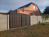 Продається 4-кімнатний будинок у Південно-Західному районі (Шаровечка)
