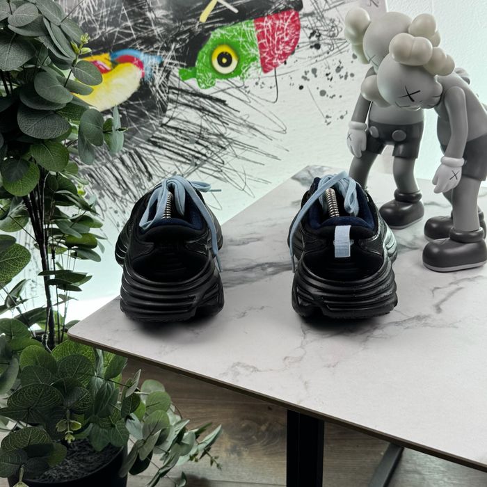 Кросівки Hoka Bondi 8 40.5 розмір Е6270