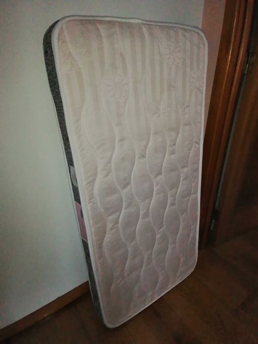 Colchão de cama de bebé