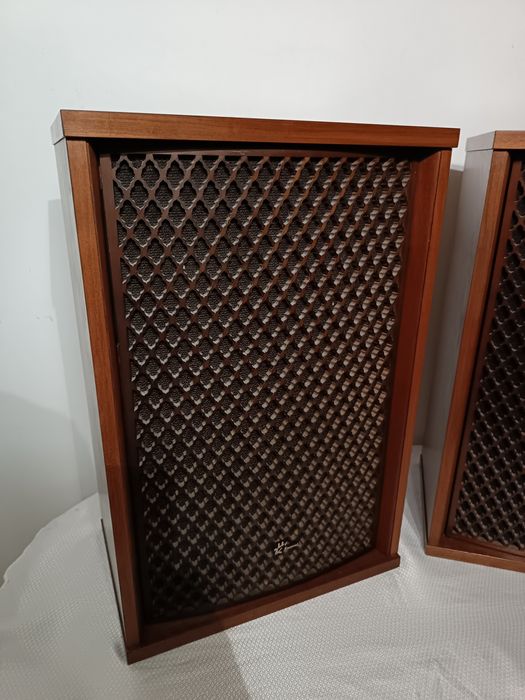 Sansui Sp-2500 zespoły głośnikowe  skutecznośc 100db idealne pod lampę