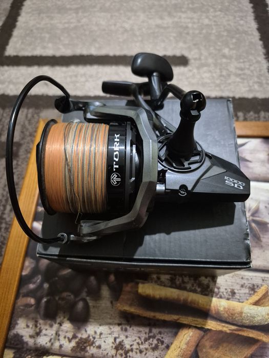 Коропова котушка, вудлище. Ручка підсака. Daiwa, carp pro.