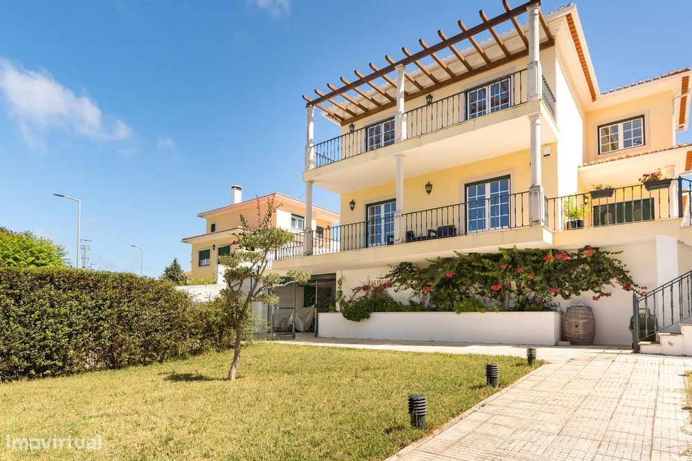 Moradia Isolada T4 com estacionamento, Cadaval