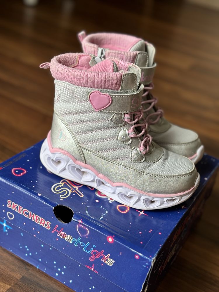 Дівчачі черевики skechers ТЕРМІНОВО