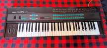 Syntezator Yamaha DX7 MK1