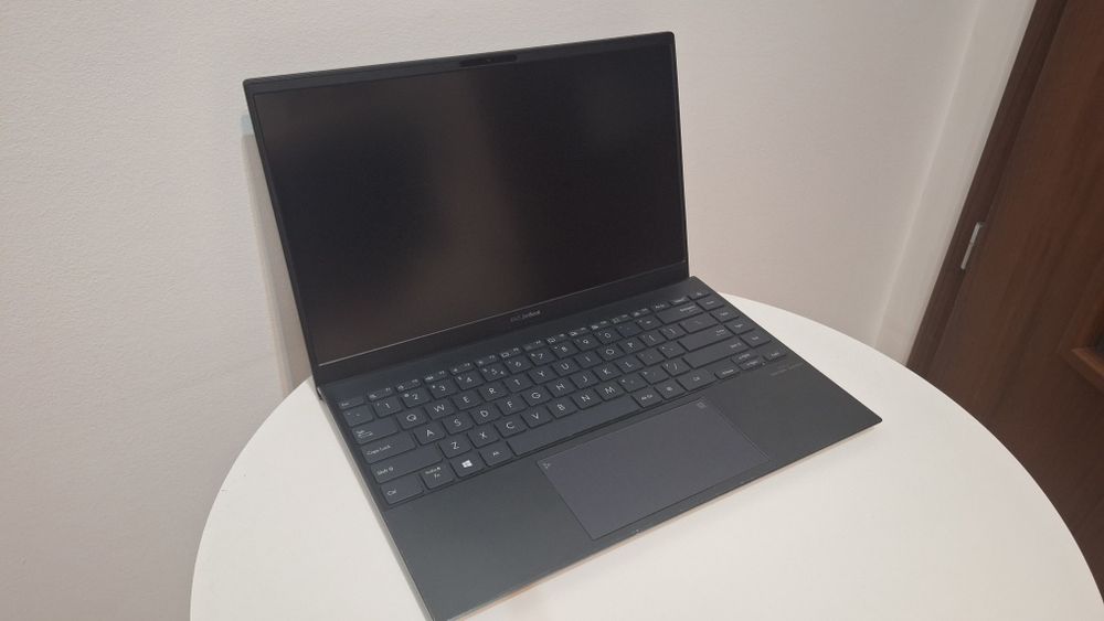 Laptop ASUS Zenbook Ryzen 5 16 Gb Windows 11