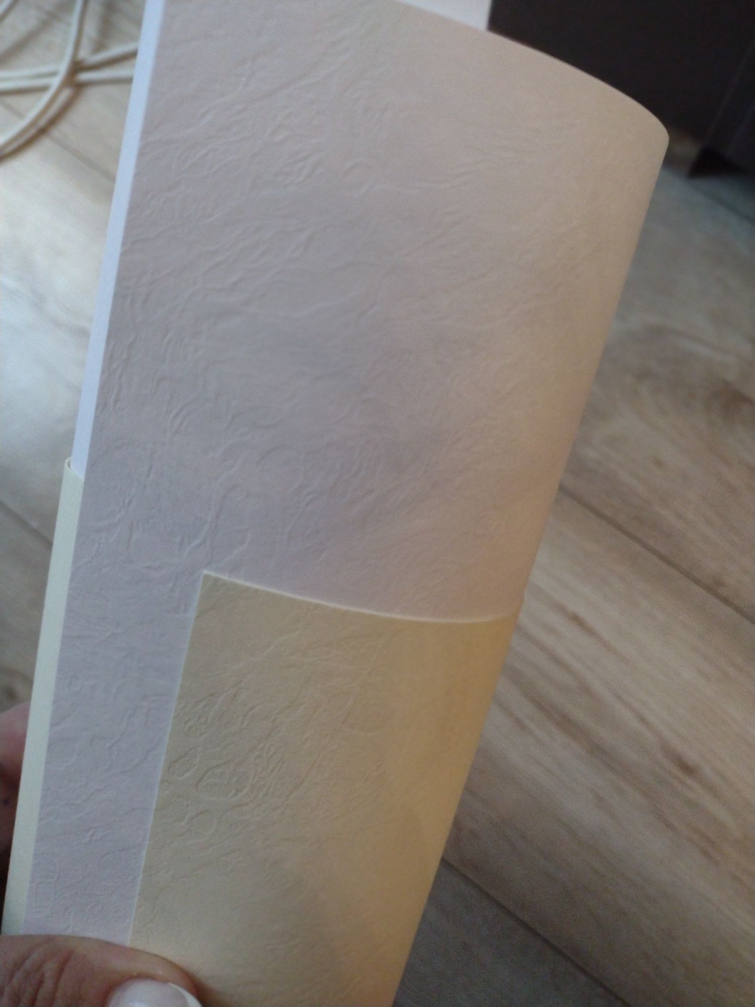 Papier skóra biały elfenbens A4 246 gram 200 kartek