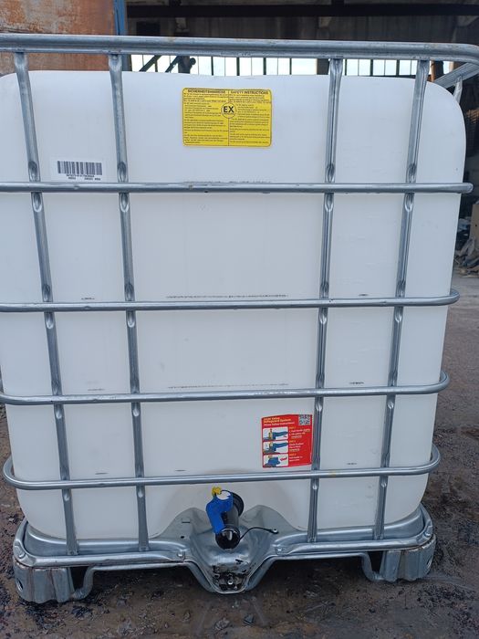 Евро куб.1000 літрів. Ємність для води.