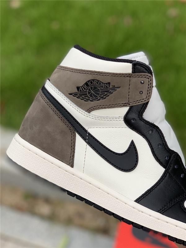 Кроссовки Nike Air Jordan 1 Retro High Og Dark Mocha джордан дарк мока