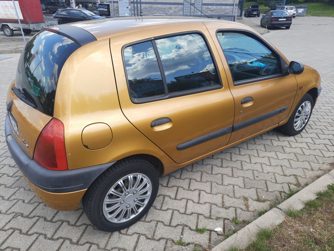 Renault clio 1.2 RN  31tkm. Krajowy
