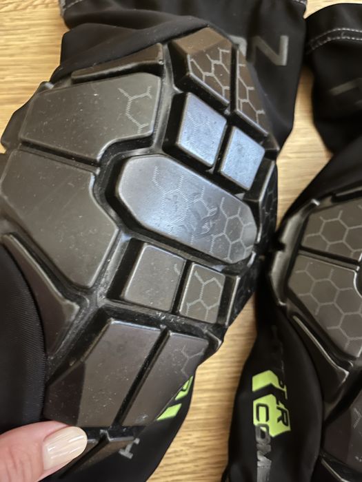 Наколіннки Demon D3O