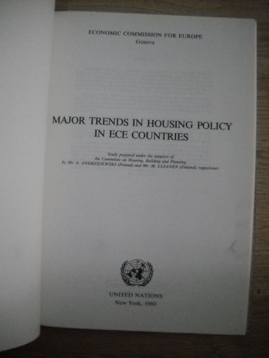 Major Trends in Housing Policy in Ece Countries język ang. i ros.