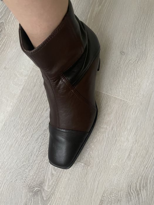 Шкіряне взуття Clarks