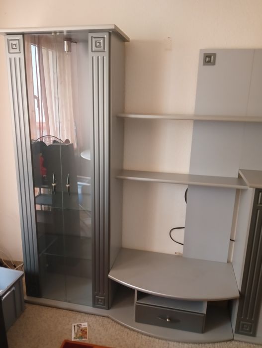 Meble Pokojowe , Witryna szklana