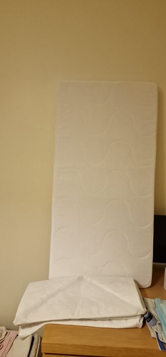 Cama / Berço Ikea em faia