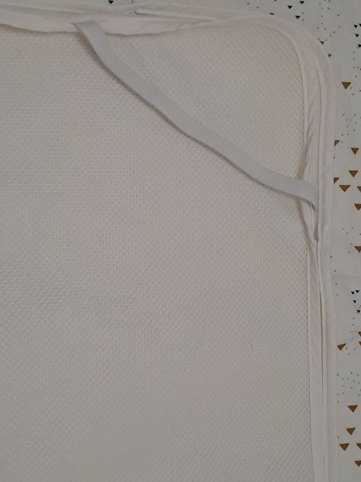 Resguardo para colchão Ikea