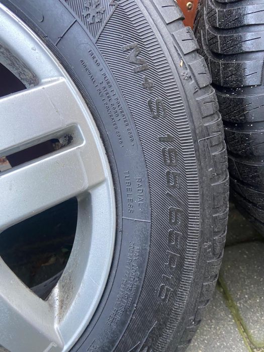 Sprzedam opony zimowe