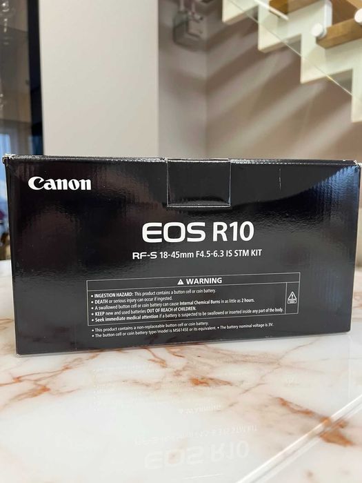 CANON EOS R10 + RF-S 18-45mm f/4.5-6.3 IS STM