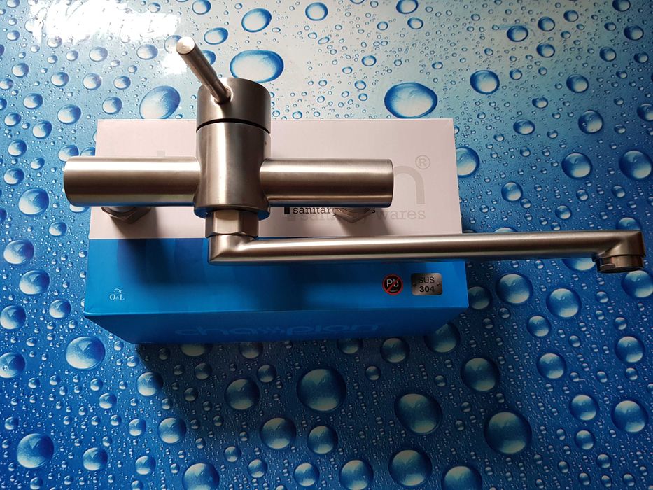 Смеситель змiшувач настенный для кухни,умывальника Champion SUS 005