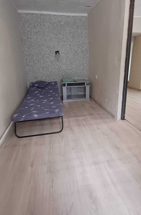 Продам будинок в смт Доброслав с Гаражем і санвузлом.