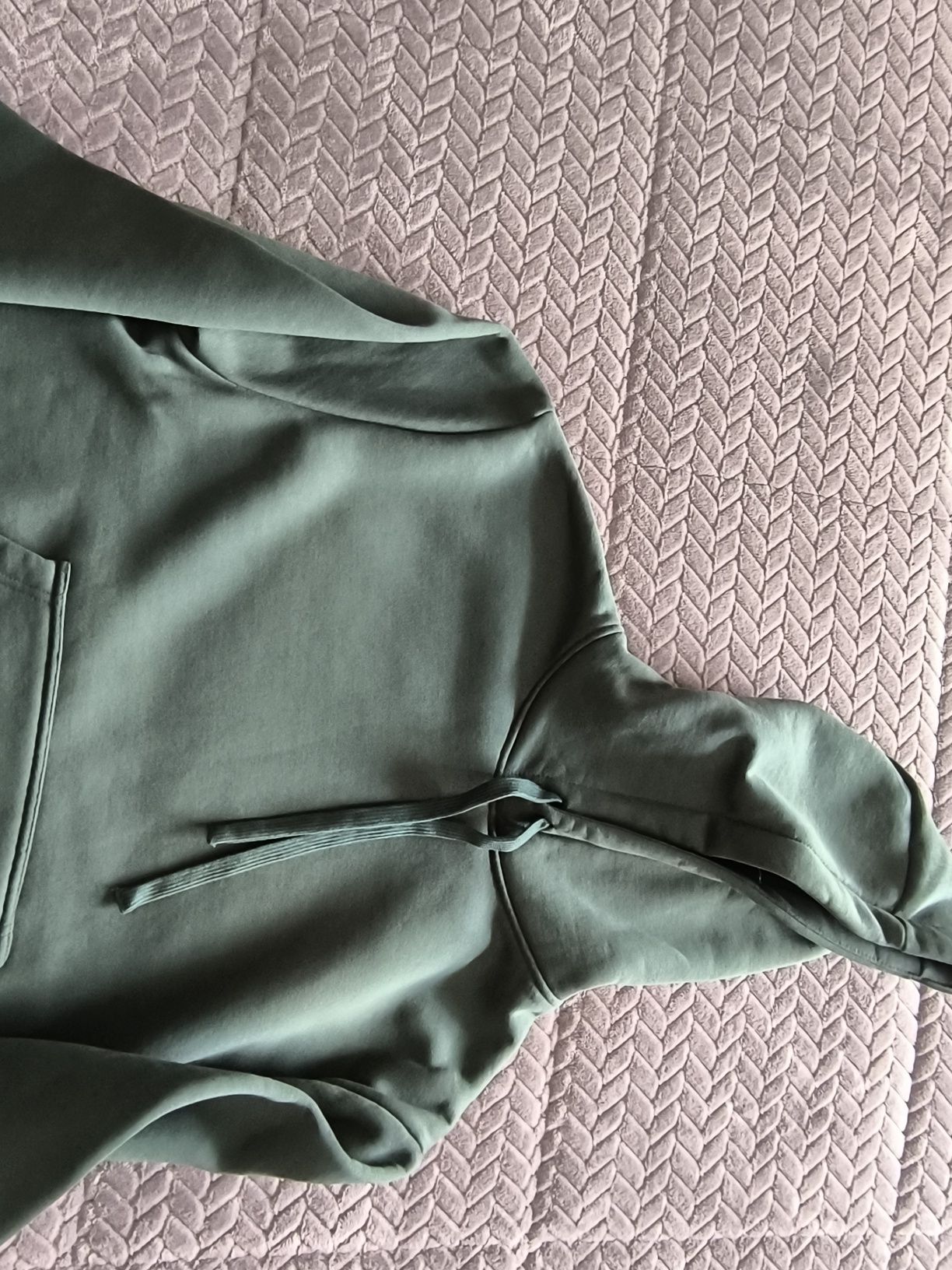 Sweat nova com carapuço