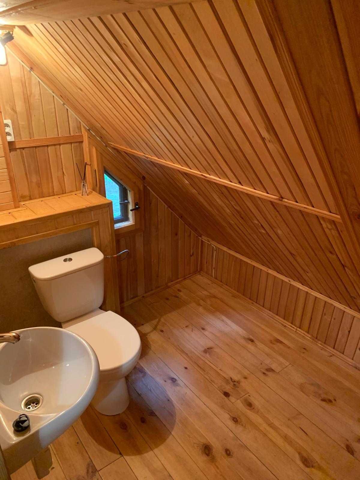 Dom z linią brzegową Narwi