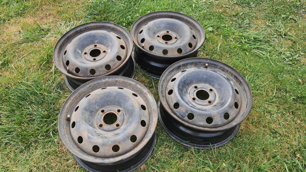 Felgi stalowe Renault Dacia Nissan 4 x 100 R15 4szt