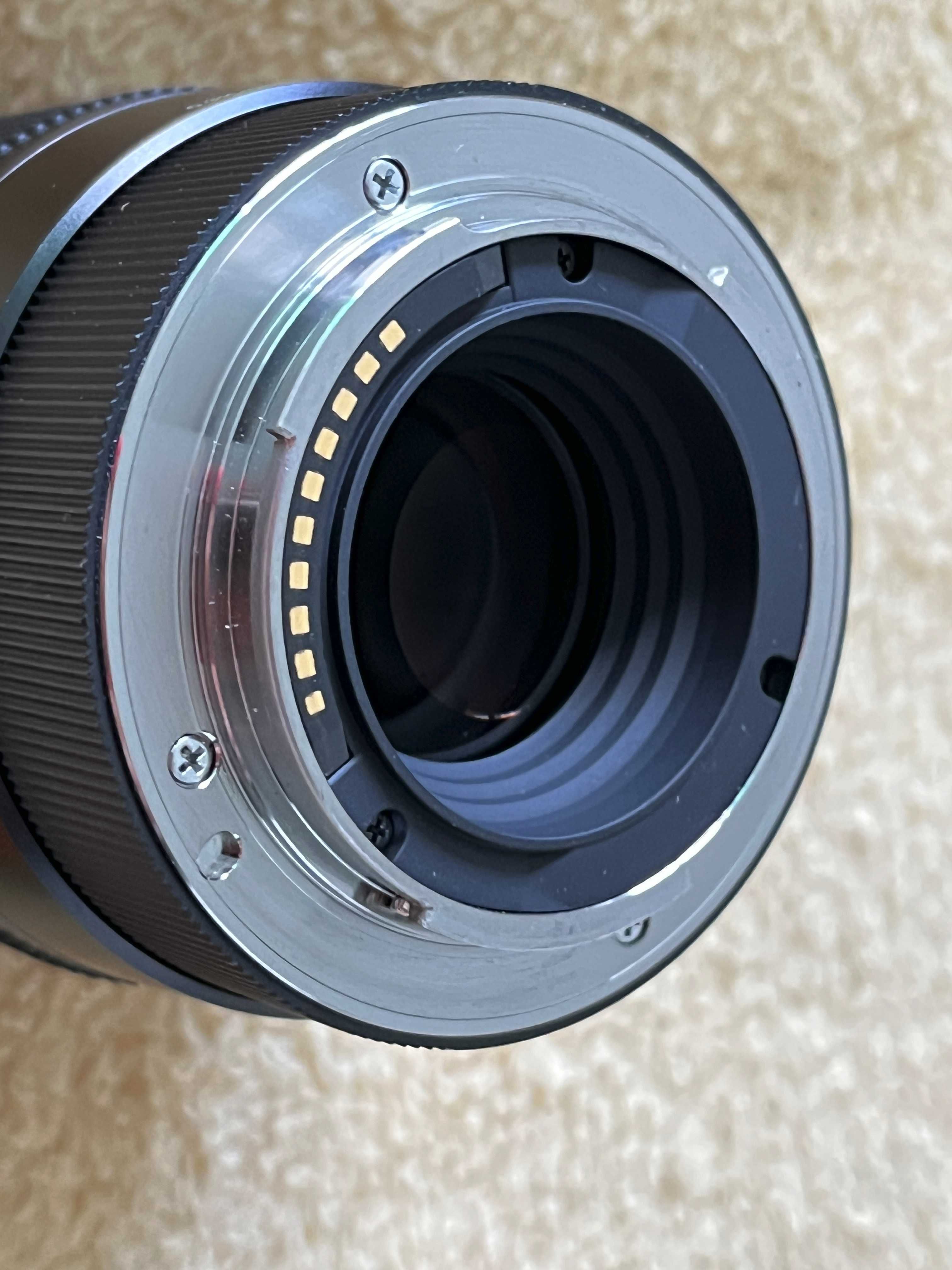 obiektyw Sigma 30mm DC DN F1.4 z bagnetem Sony mount E