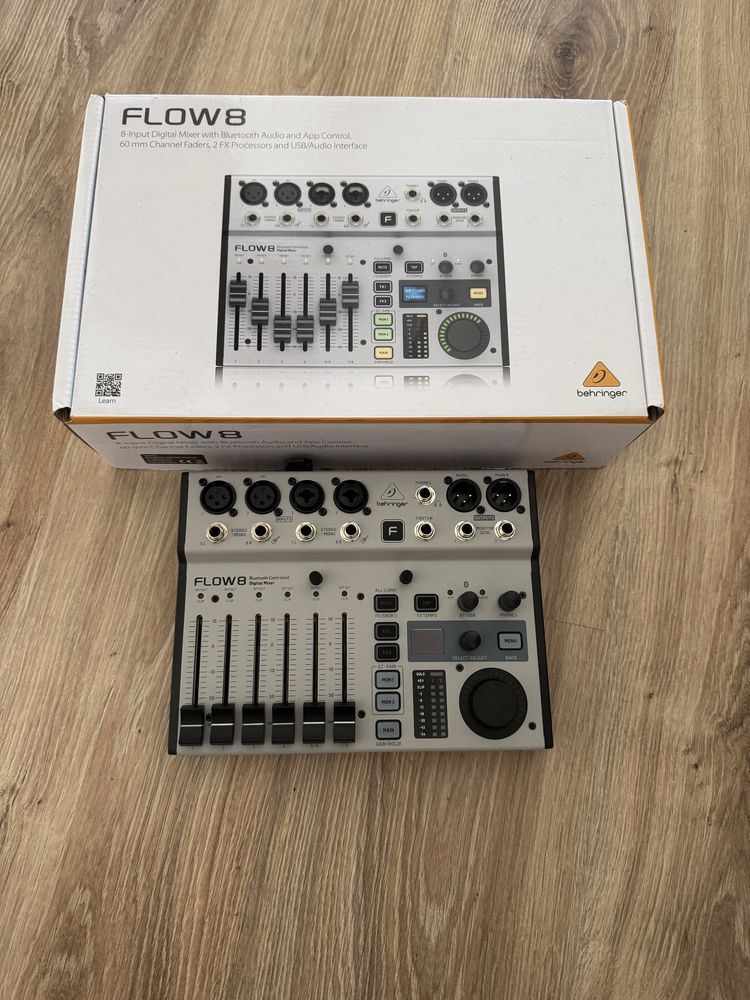 Mikser cyfrowy Behringer Flow 8