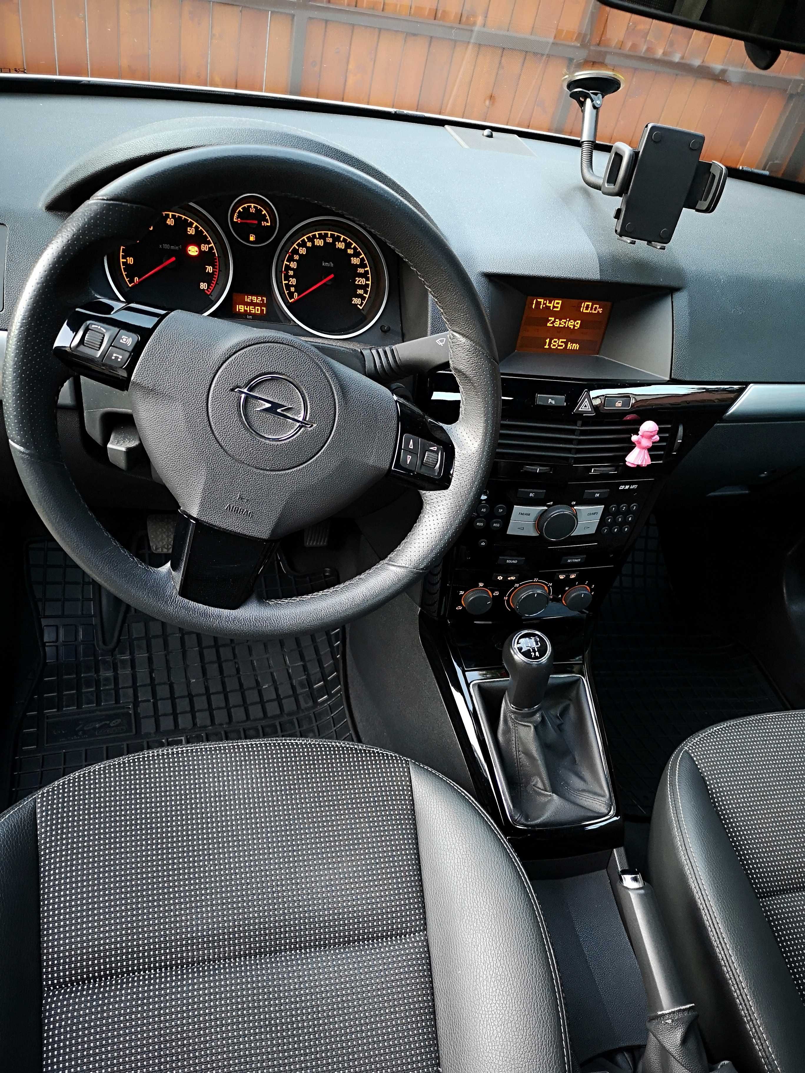 Opel Astra H TwinTop 1.6 Cabrio