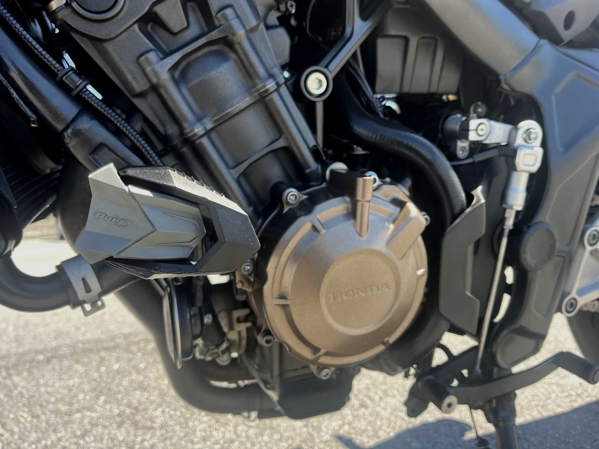 Honda CB 650R  | Black Widow + Extras